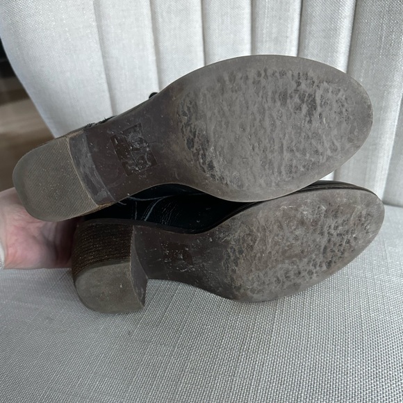 Steve Madden “Gretchun” Black Leather Heeled Boots - Size 8 - Picture 5 of 10